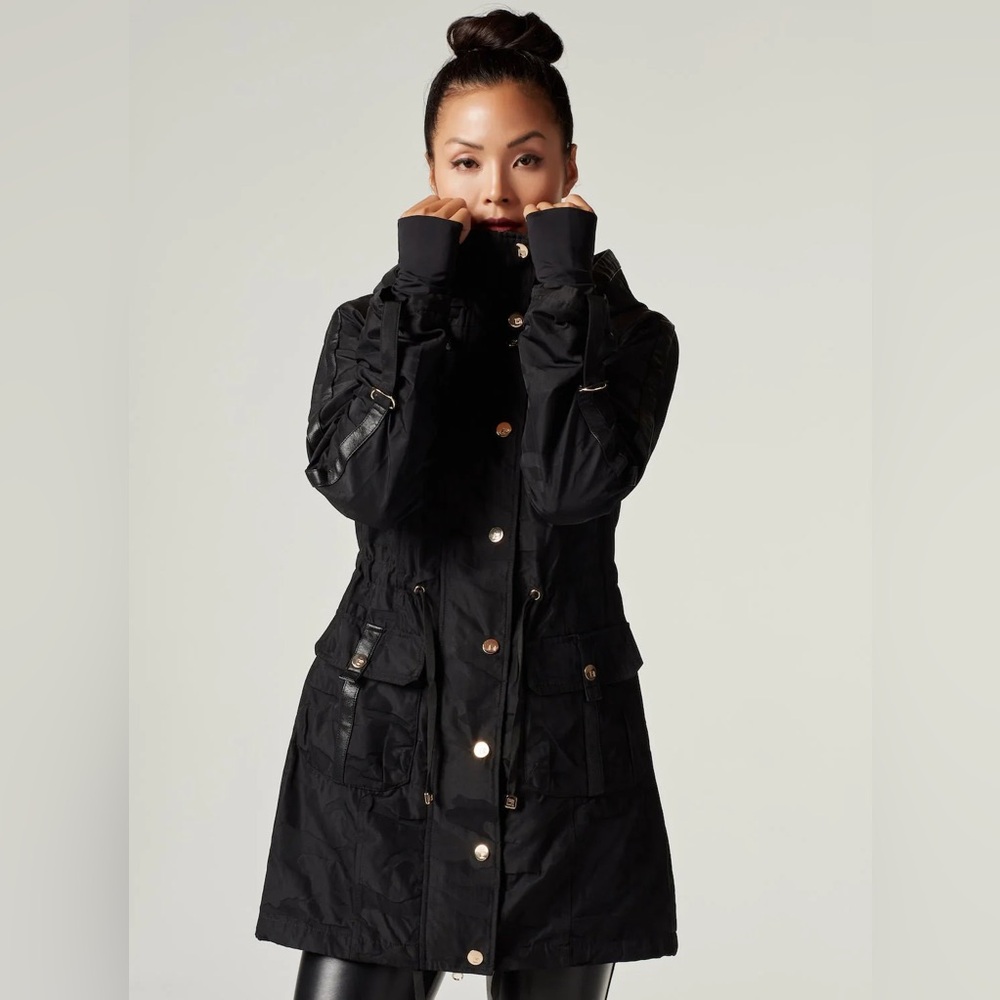 Blanc noir black camo anorak “Gold Collection” - New without tags